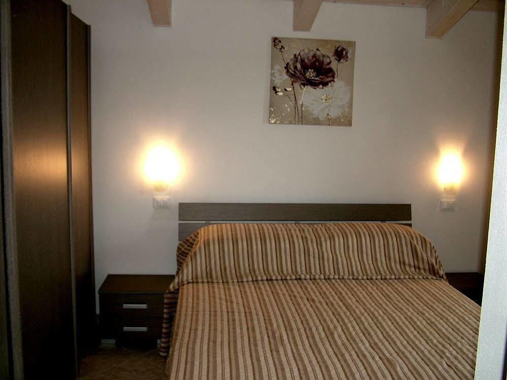 גאטאו א מארה Hotel Residence Vapore מראה חיצוני תמונה